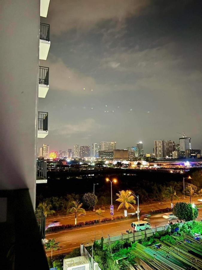 Deluxe Suites Razelles 2 At Shore 2 Residences Tower 1 Pasay Bagian luar foto