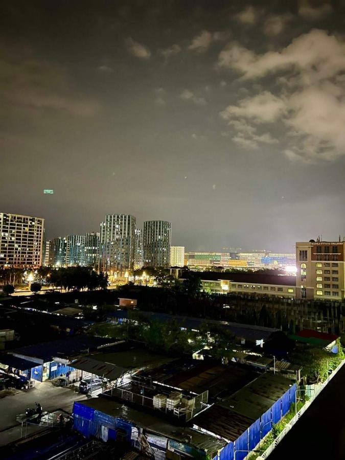 Deluxe Suites Razelles 2 At Shore 2 Residences Tower 1 Pasay Bagian luar foto