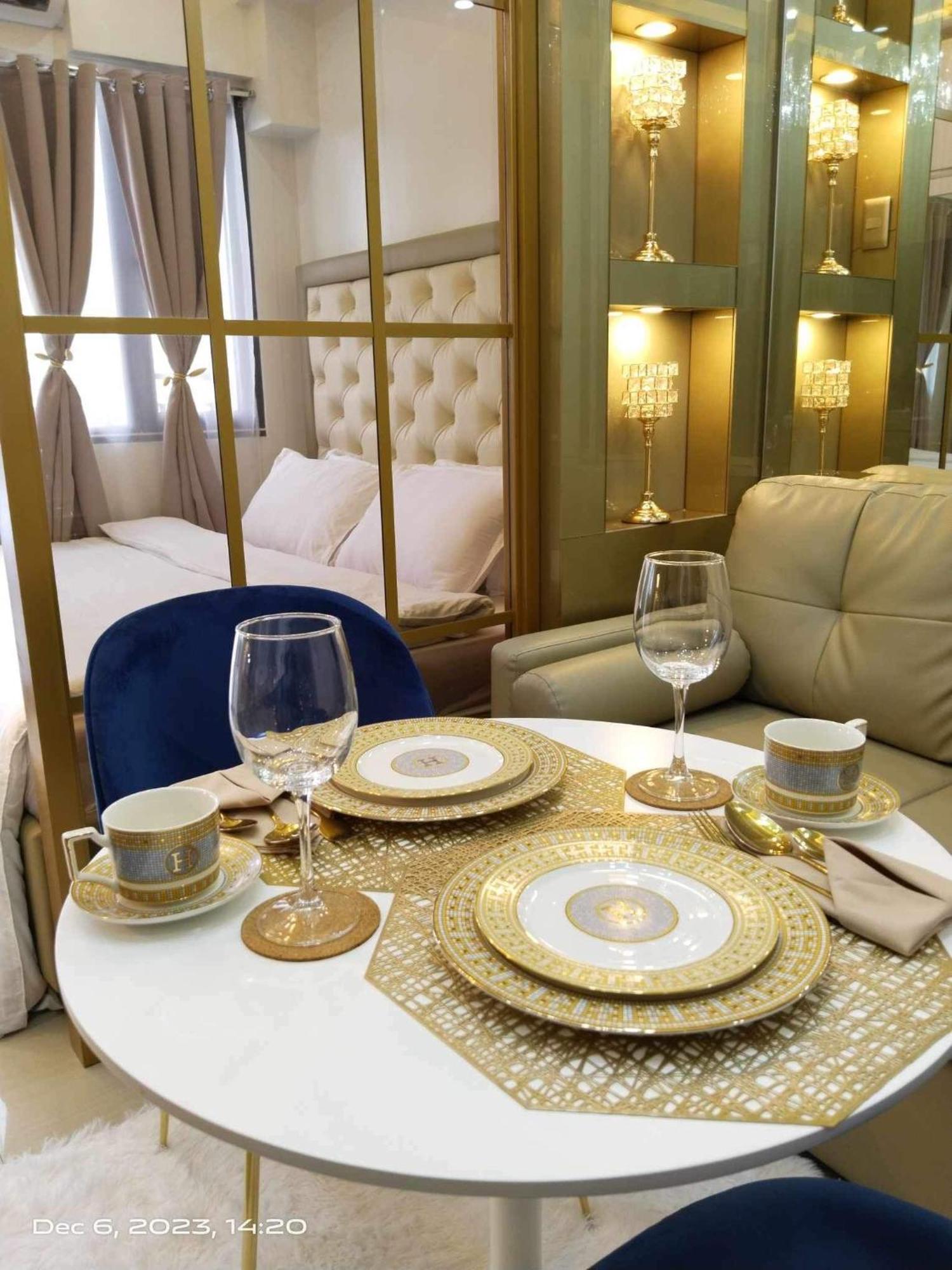 Deluxe Suites Razelles 2 At Shore 2 Residences Tower 1 Pasay Bagian luar foto