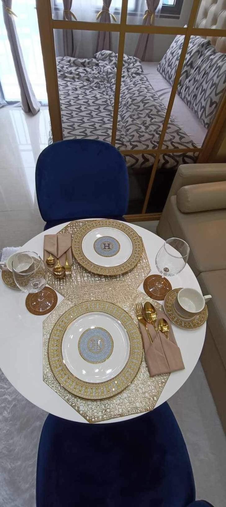 Deluxe Suites Razelles 2 At Shore 2 Residences Tower 1 Pasay Bagian luar foto