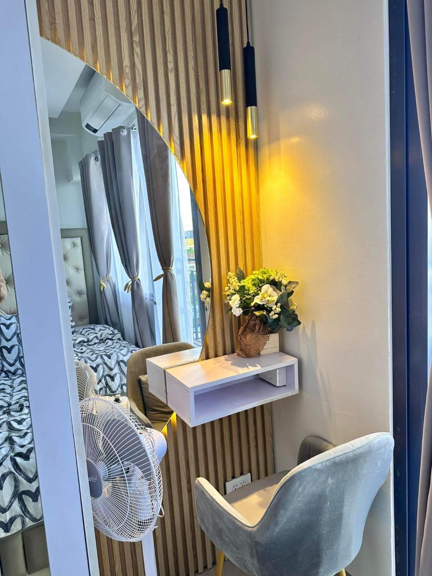 Deluxe Suites Razelles 2 At Shore 2 Residences Tower 1 Pasay Bagian luar foto