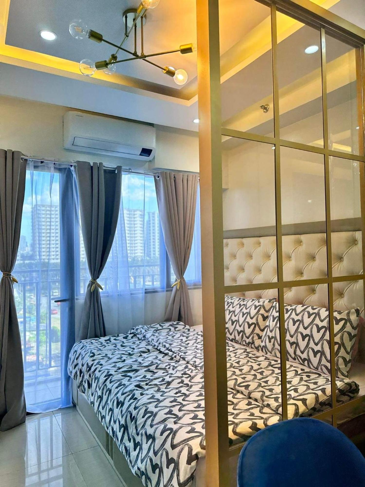 Deluxe Suites Razelles 2 At Shore 2 Residences Tower 1 Pasay Bagian luar foto