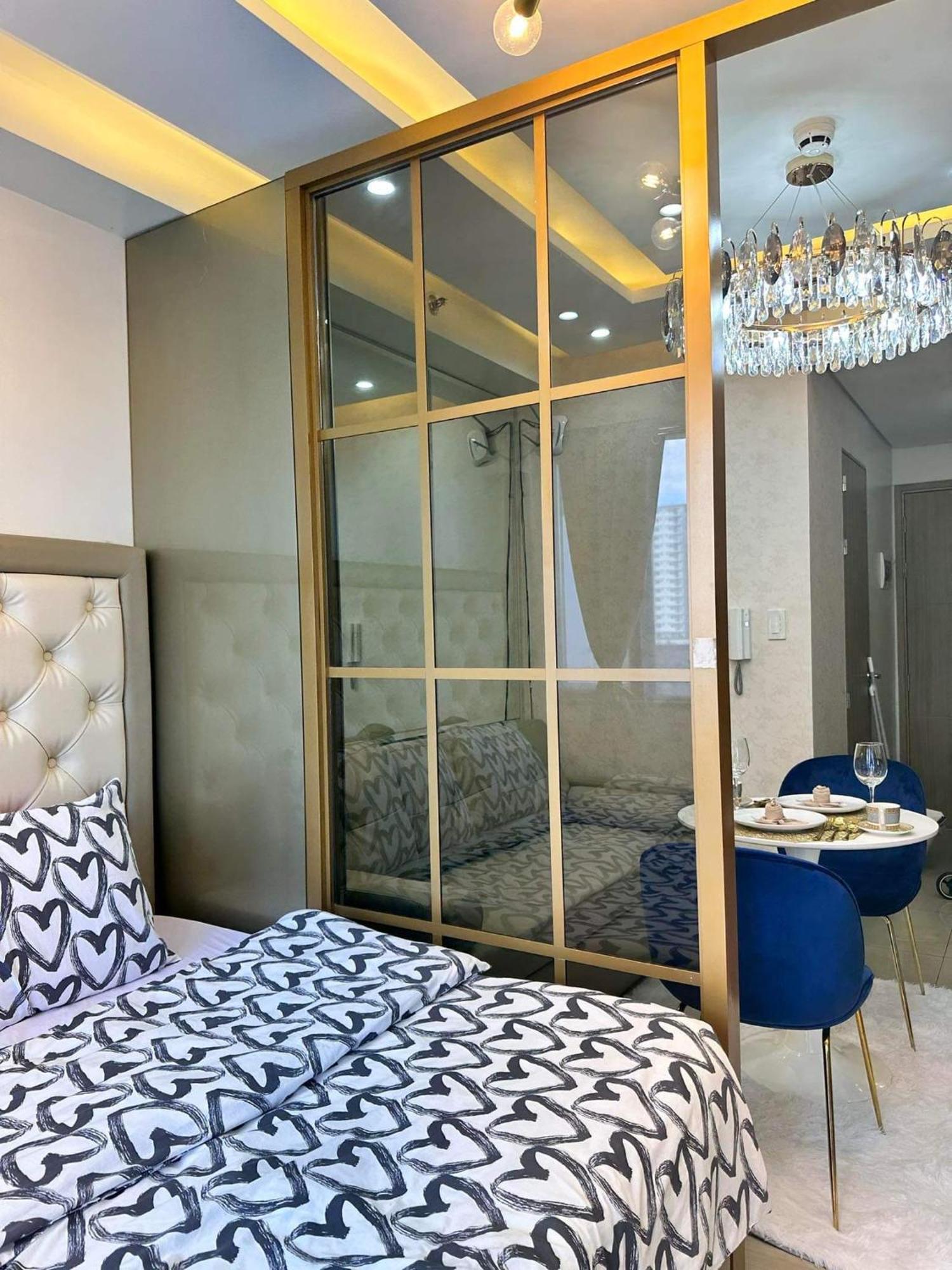 Deluxe Suites Razelles 2 At Shore 2 Residences Tower 1 Pasay Bagian luar foto